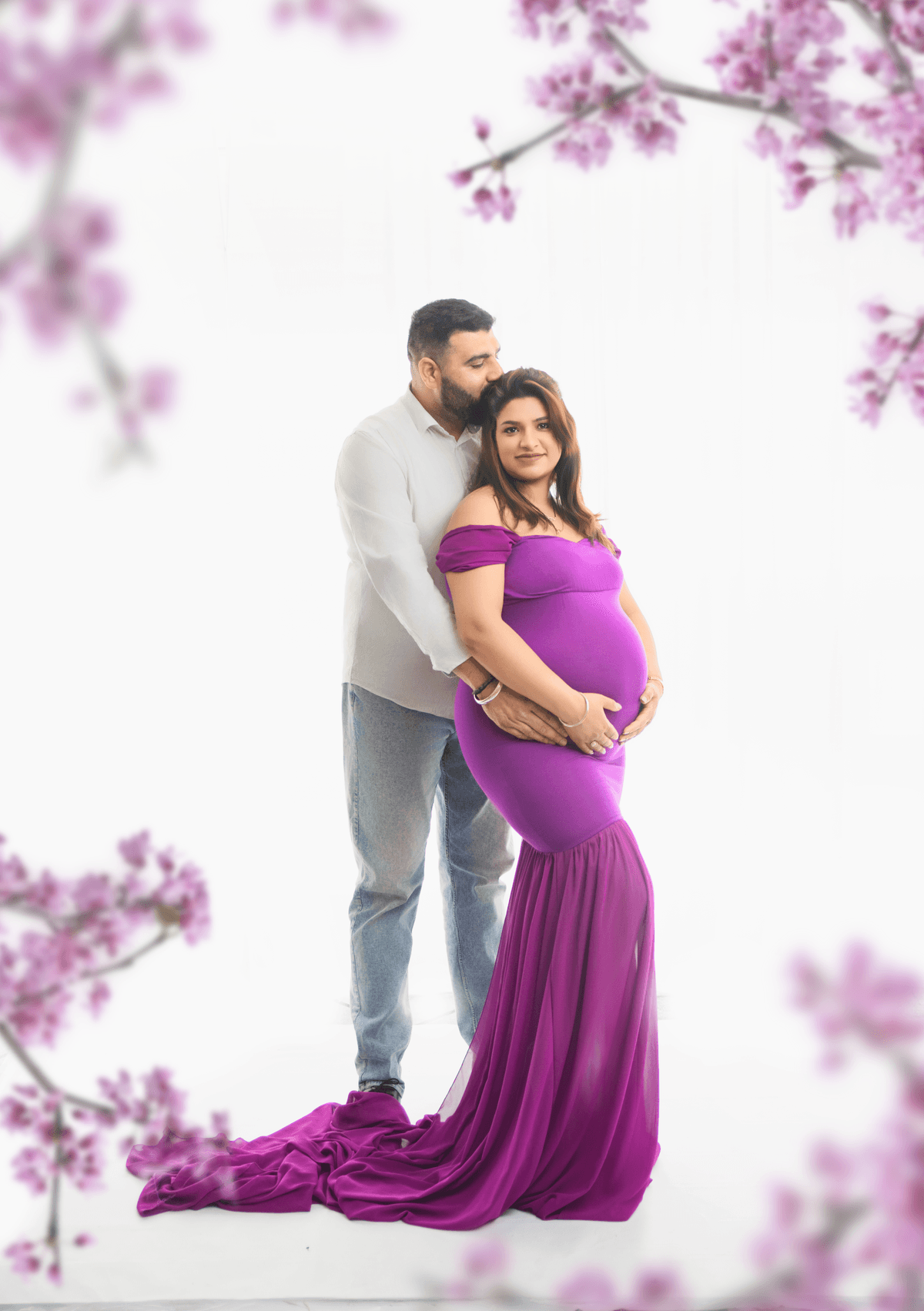 Beautiful maternity photograph of a mother-to-be 11