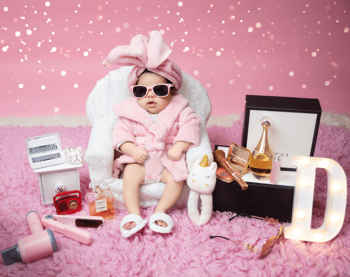 Artistic newborn photograph of a sleeping baby 19